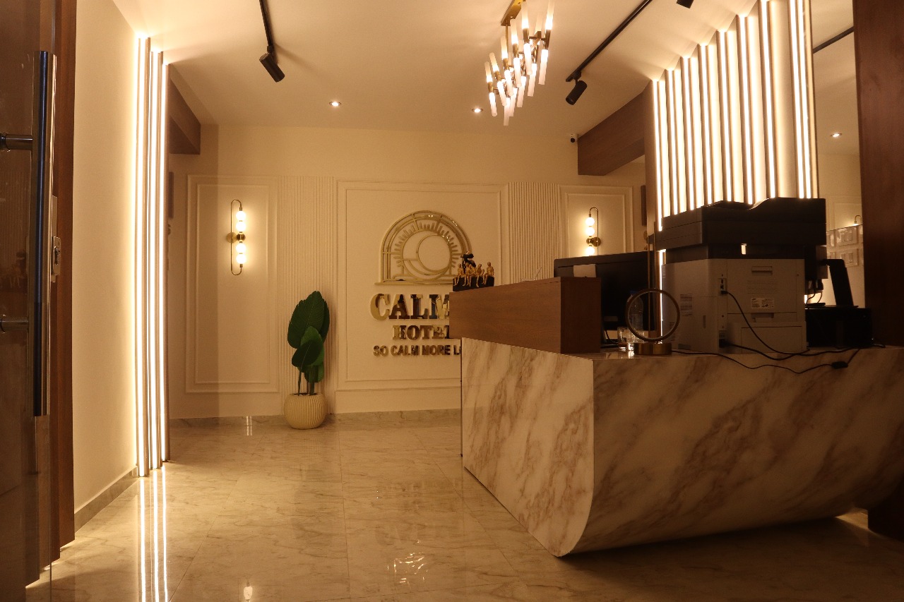 Modern Lobby Area — Calma Hotel Cairo